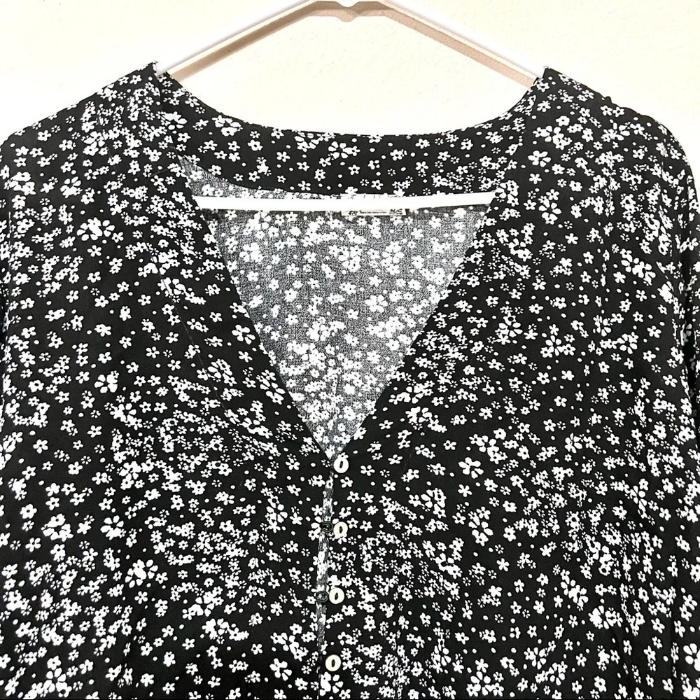 FREE PEOPLE Ditsy Floral Bodysuit dramatical ruffle long sleeves womens XS boho